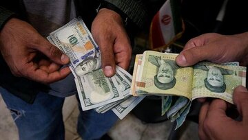 دلار به ۲۳۳ هزار تومان رسید؛ بازار ارز در آستانه کانال ۲۴۰ هزار تومان