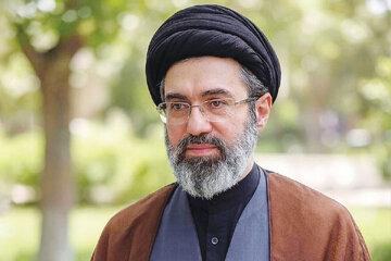 رهبر انقلاب: بیش از ۳۰ میلیون ایرانی، جانفداییِ خود را اعلام نمودند